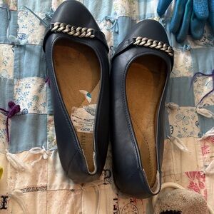 White Mountain Navy Chain Accent Flats